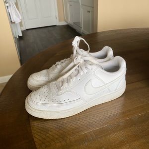 Nike Court Vision Low